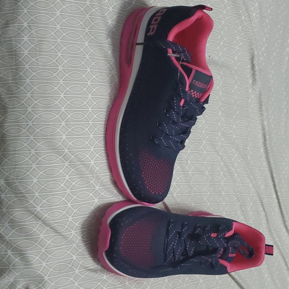 Women Tennis Shoes